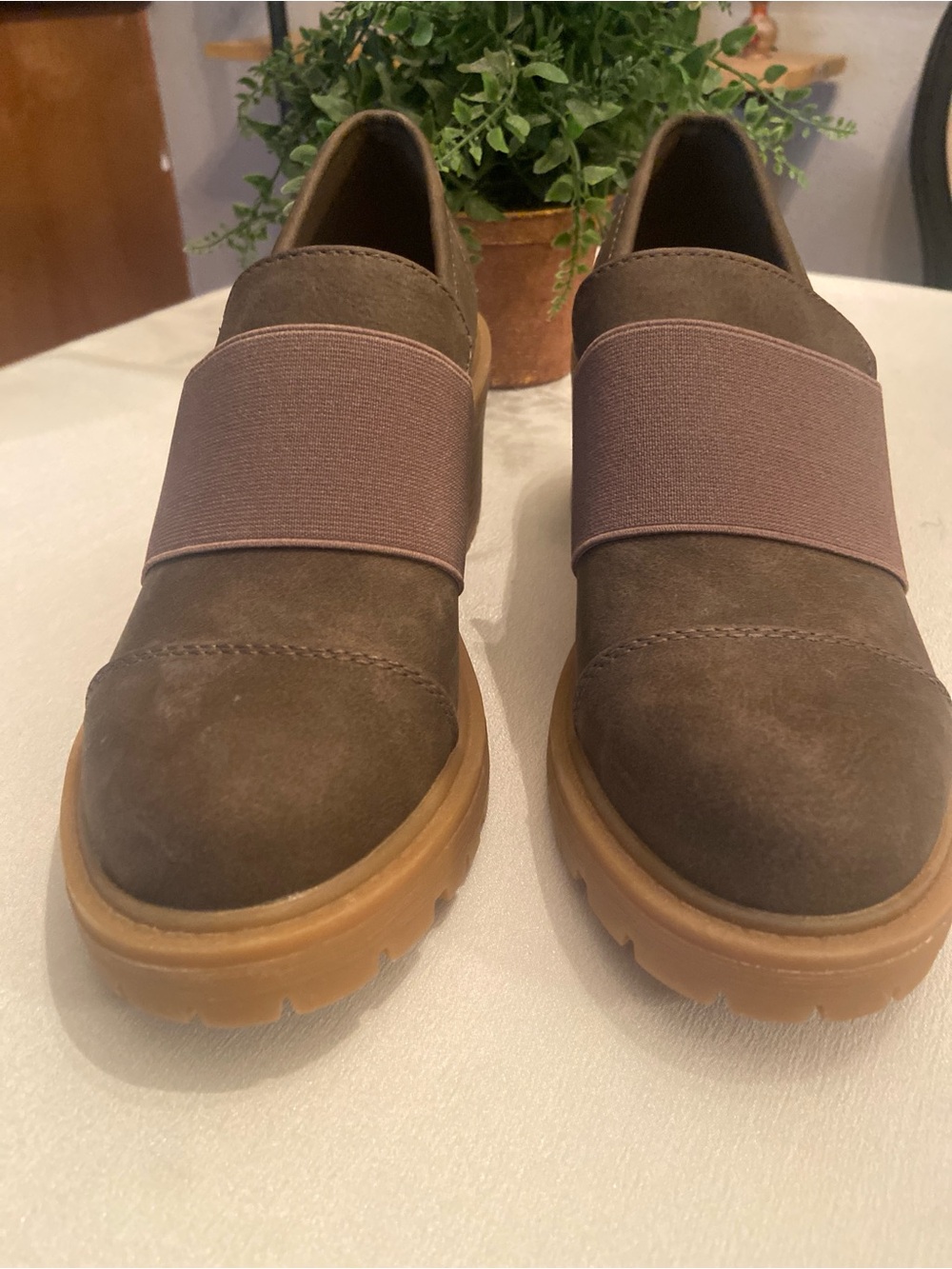 Muk Luks Brown Suede-Look Slip-On with Patterned Lining 🤎